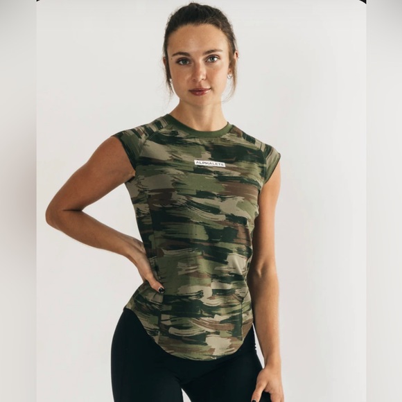 Alphalete Camo Velocity Short Sleeve T-Shirt - Picture 8 of 13